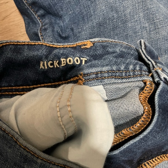 American Eagle Women's Kick Boot Jeans Size 10 Extra Short - Picture 5 of 6